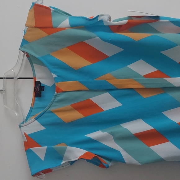 JM Studio by John Meyer Geometric Lattice Print Blouse Size Medium NWT - Picture 2 of 15